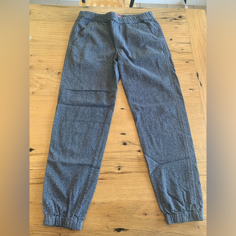 Relaxed Jogger Pants in Heather Gray